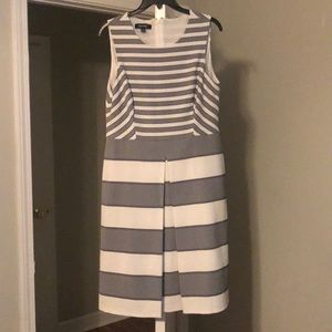 Pre-Loved Nine West dress size 12.